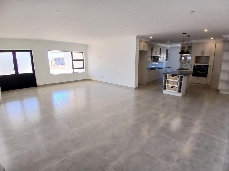 3 Bedroom Property for Sale in Stilbaai Wes Western Cape